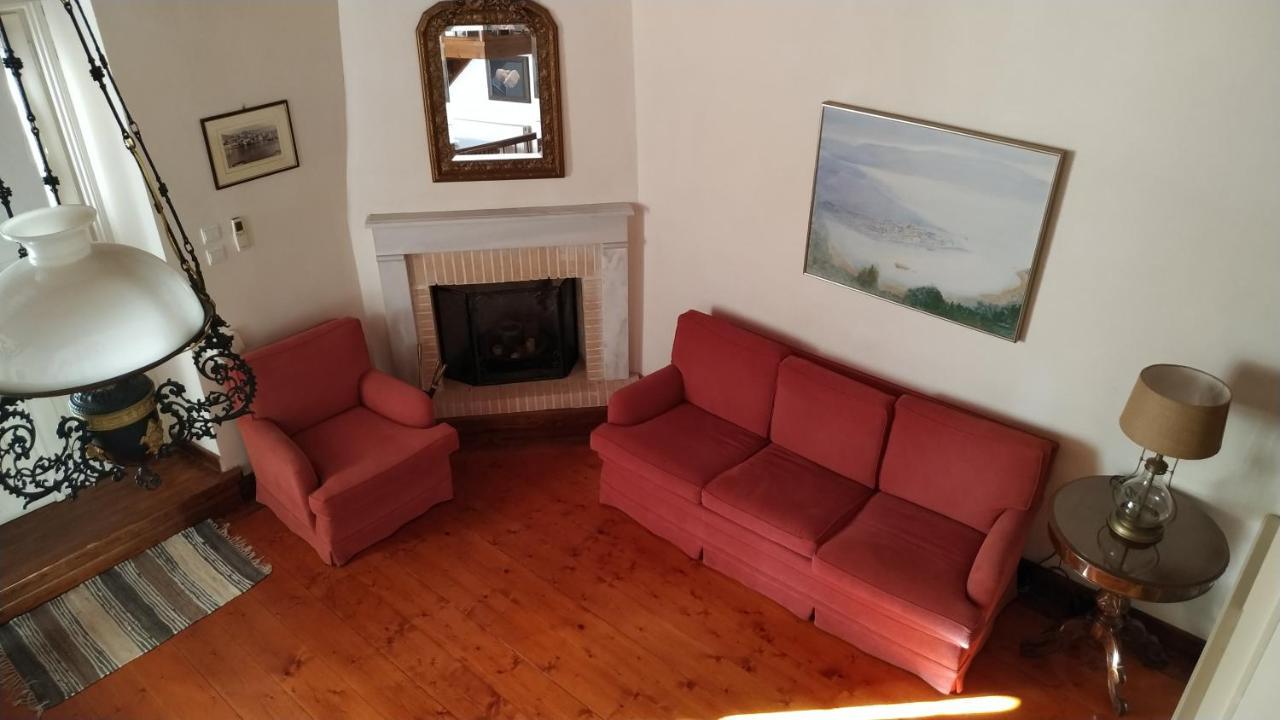 Liknon Guesthouse Villa Galaxidi Екстер'єр фото